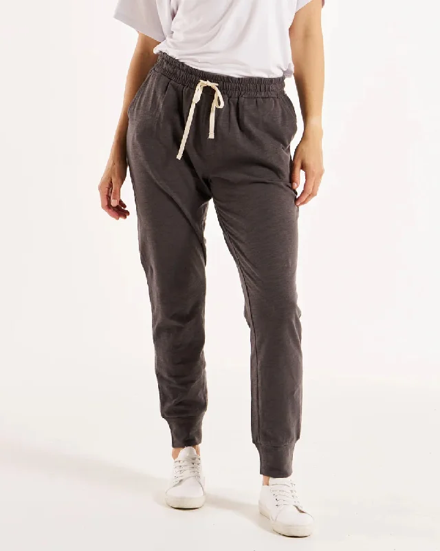 women's short pantsBetty Basics Bondi Jogger