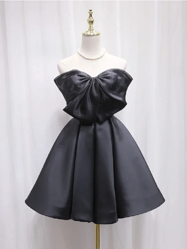 prom dresses with sheer overlaysBlack Sweetheart Neck Satin Short Prom Dress, Black Homecoming Dress