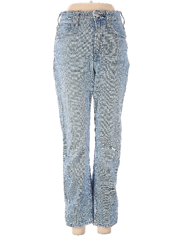 women's denim jeans for a casual FridayMid-Rise Bootleg Jeans in Light Wash