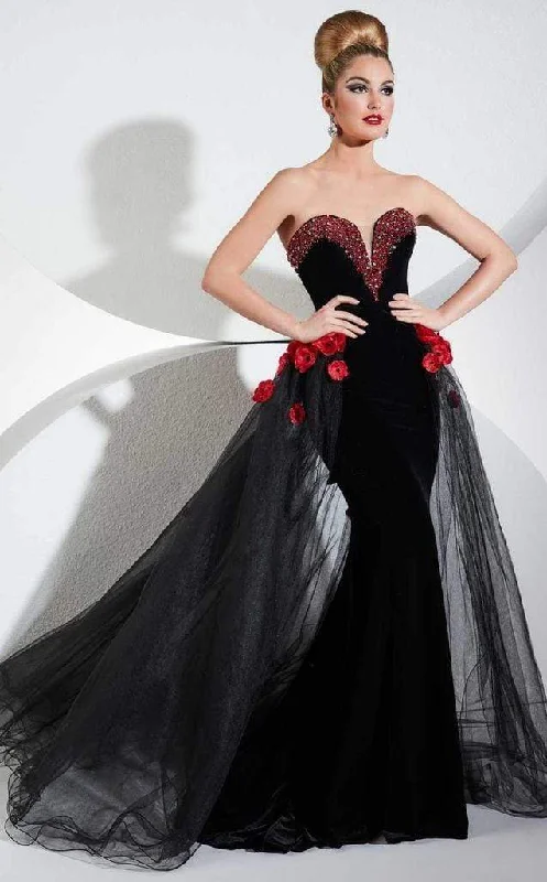 Formal Dress for Hotel GalasPanoply - Contrast Rosette Sweetheart Velvet Trumpet Gown 44289J - 1 pc Black/Red In Size 6 Available