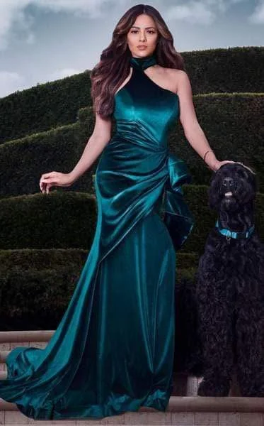 Custom Formal Dress TailorsMNM Couture - L0038 Asymmetrical Choker-Style Wrap Velvet Gown