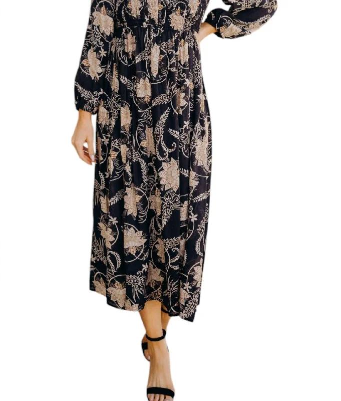 casual everyday midi dressesCambry Mid Dress In Black Swirl