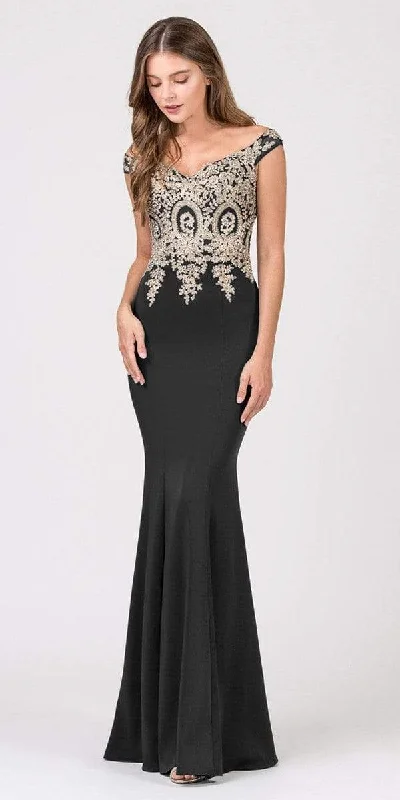 Formal Dress for Sports AwardsEureka Fashion - 7012 Appliqued Bodice Off Shoulder Long Gown