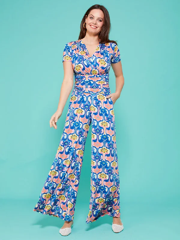 women's jumpsuits for gym sessionsOnjenu Sharon Jumpsuit Retro Flower