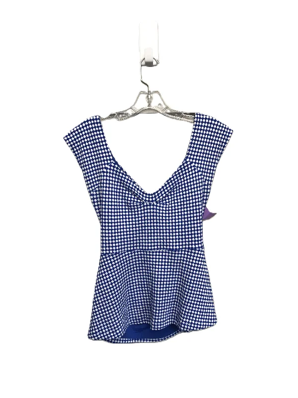 women's tops with sleeveless designsTop Sleeveless By Deletta  Size: M