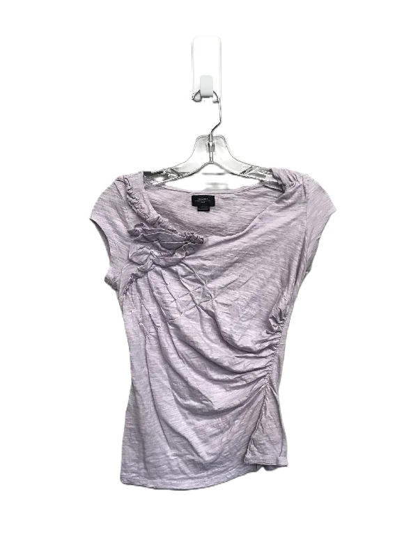 women's tops for those who want to create outfits that are both trendy and timelessTop Sleeveless By Deletta  Size: S