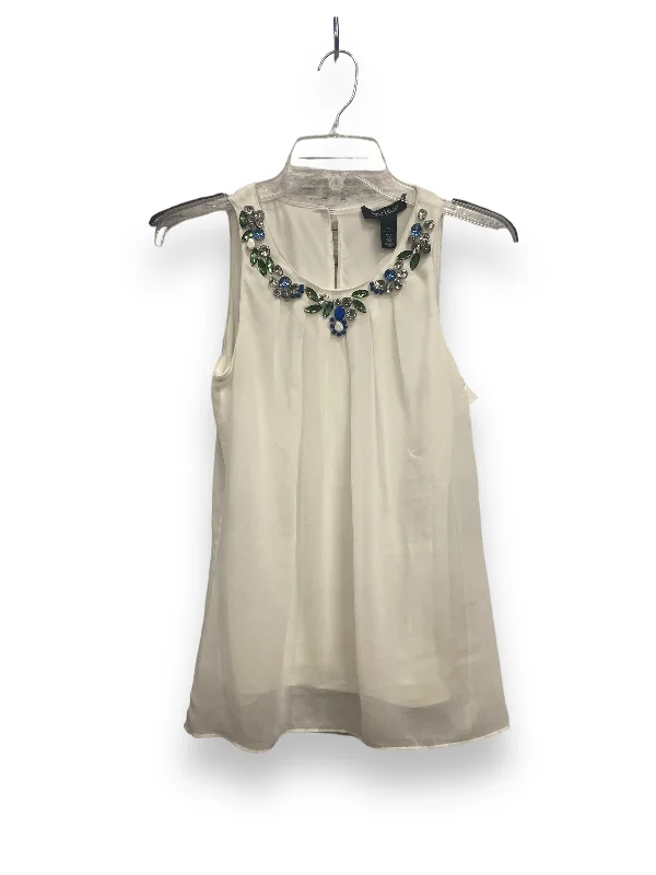 women's tops for those who want to add a personal touch to their wardrobe with unique and one-of-a-kind piecesTop Sleeveless By Express  Size: Xs