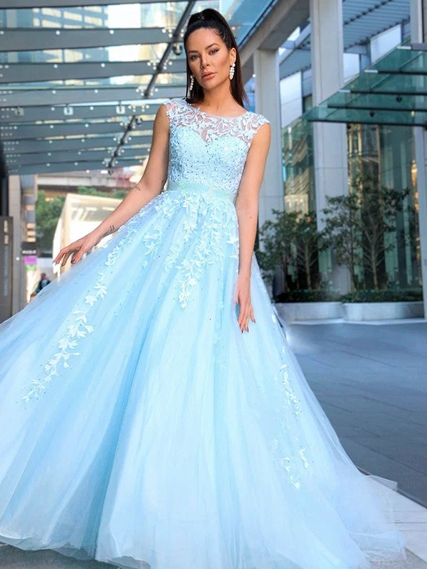 Sleeveless Dress MiniA-Line/Princess Scoop Sleeveless Tulle Applique Court Train Dresses