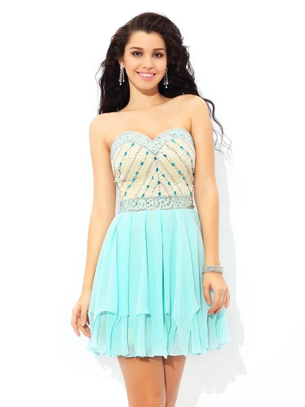 Sleeveless Dress FittedA-Line/Princess Sweetheart Beading Short Sleeveless Chiffon Cocktail Dresses