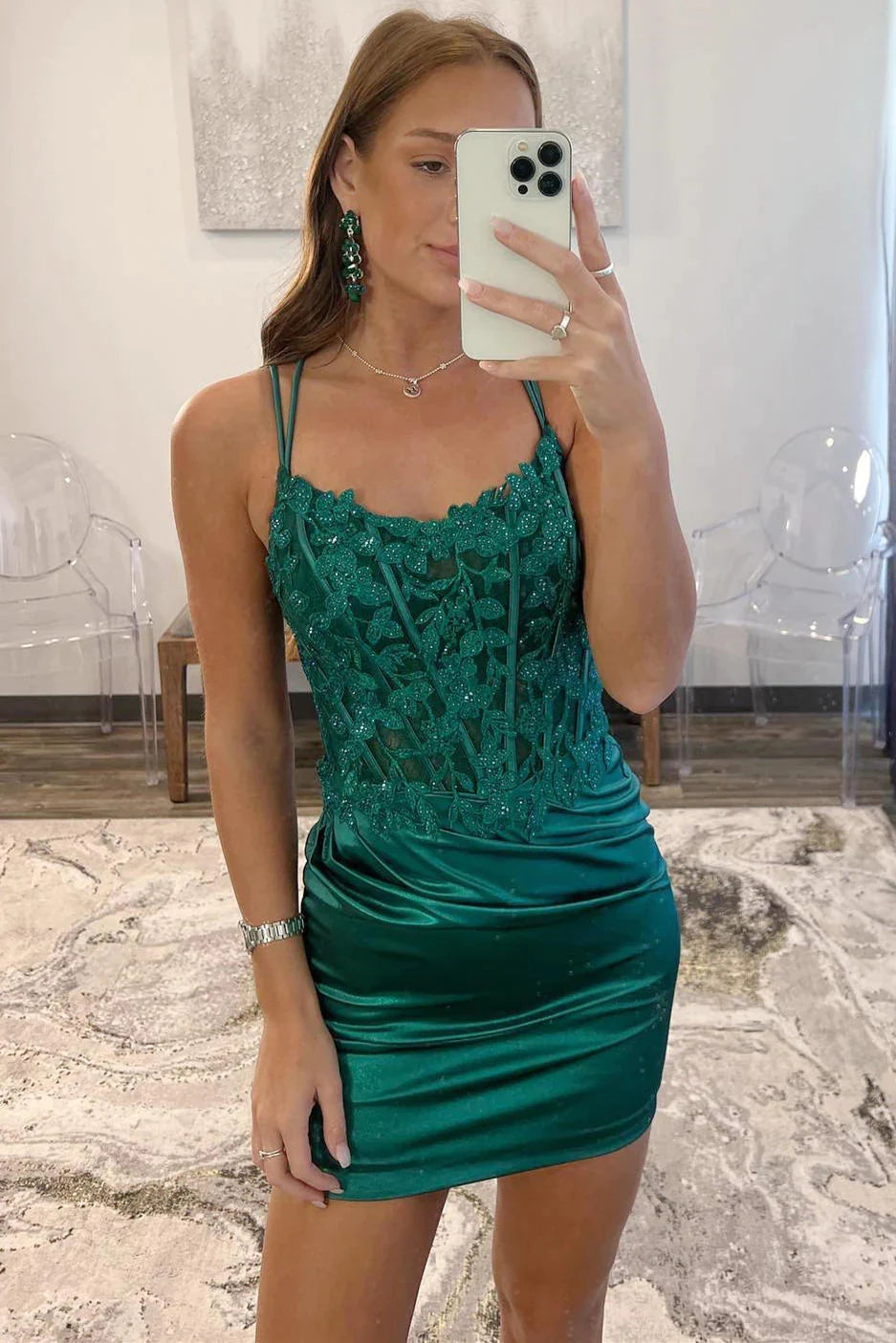 maximalist party dressesEmerald Green Straps Leaf Applqies Tight Homecoming Dress