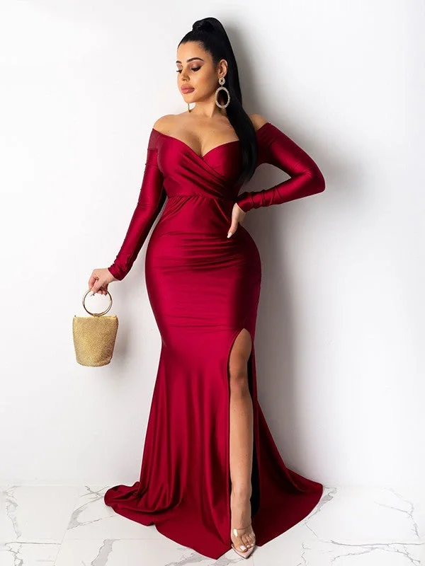 Flowing Tulle Long Sleeves DressSheath/Column Jersey Ruched Off-the-Shoulder Long Sleeves Sweep/Brush Train Dresses